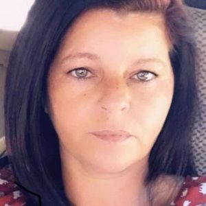 Meet your Posher, Lora